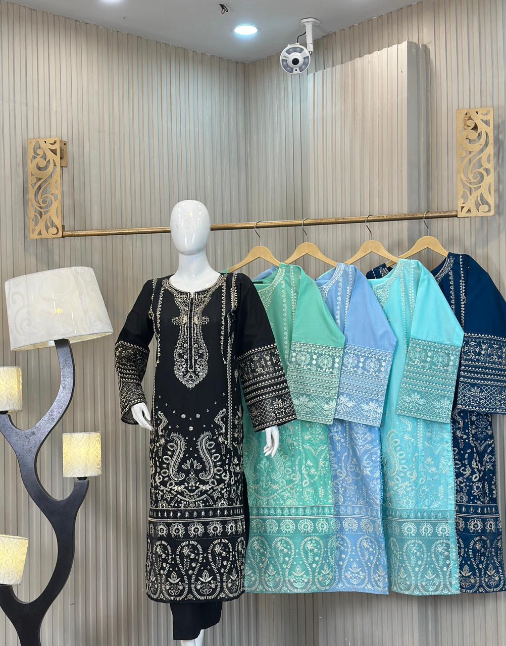 Women’s traditional kurta set